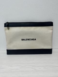 BALENCIAGA アイボリー クラッチバッグ BALENCIAGA クラッチバッグ アイボリー/ブラック - メルカリ