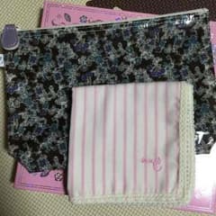 未使用♡ハンカチ&ポーチのサムネイル