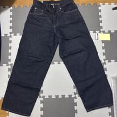 Gap スーパーバギーデニム　ダークブルー　紺色　28サイズのサムネイル