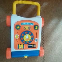 ミッフィー　ウォーカー　カタカタのサムネイル