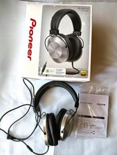 ほぼ新品 パイオニア ヘッドホン SE-MS5T-S Pioneer - メルカリ