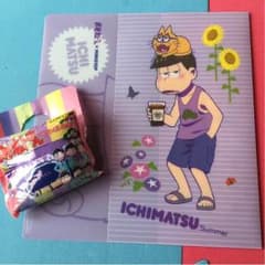 ゆきめ様専用 ミニストップ おそ松さん チケットホルダー ペットボトルカバーのサムネイル