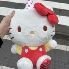ハローキティ モンチッチ コラボ ぬいぐるみのサムネイル