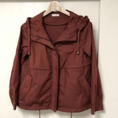 アクシーズ　マウンテンパーカーのサムネイル