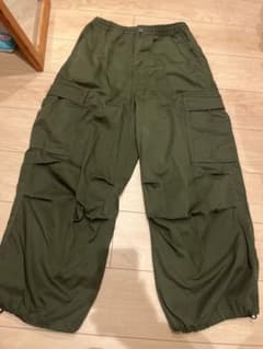 GU カーゴパンツ　Sサイズのサムネイル