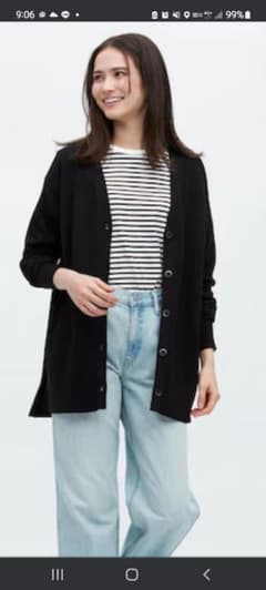 UNIQLO　今季　UVカットVネックカーディガン　美品のサムネイル