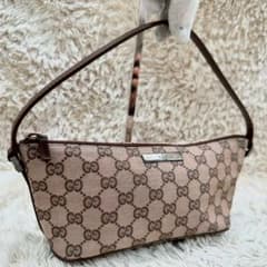 極美品】GUCCI アクセサリーポーチ キャンバス ブラウン GG柄 - メルカリ