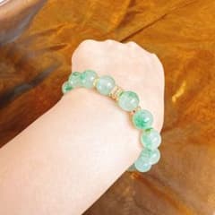 ミャンマー産 翡翠ブレスレット 氷底 飄緑花 10mm - メルカリ