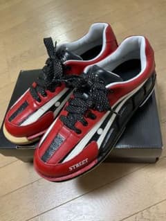 ボウリングシューズ　新品未使用　ボウラーズストリート限定　姫路麗プロ　27.5のサムネイル