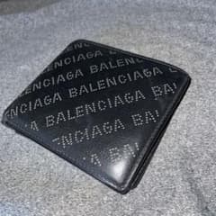 BALENCIAGA 二つ折り財布のサムネイル