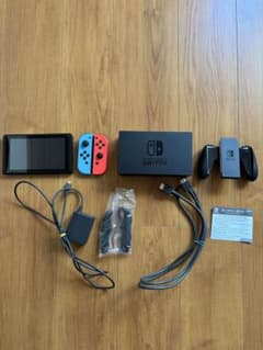 ま*ー様 Nintendo Switch 本体 ネオンブルー・レッドジョイコンのサムネイル