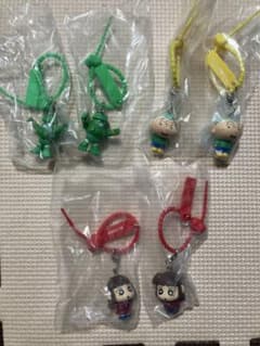 Crayon Shin-chan Colorful Multi-Charm Set (6 pieces)