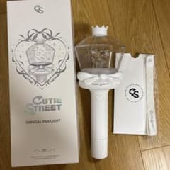 m56679943902_1.jpg?1756370209