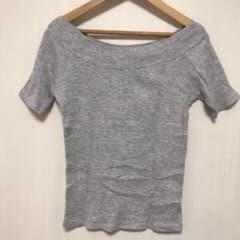 GU オフショルダー半袖Tシャツのサムネイル