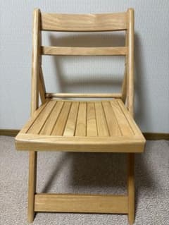 折りたたみ椅子のサムネイル