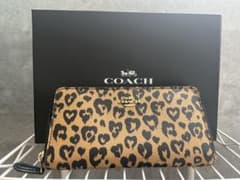 COACH 長財布 ハート レオパード柄 - メルカリ