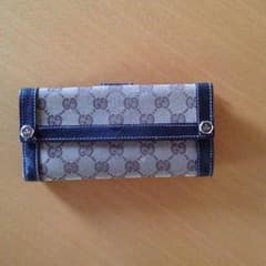 GUCCI長財布のサムネイル