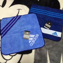 【新品】adidas ミニタオルハンカチ^ ^のサムネイル
