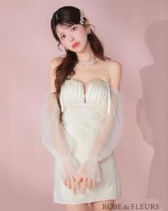 ROBEdeFLEURS ローブドフルール ラメチュールシアーオフショルドレスのサムネイル