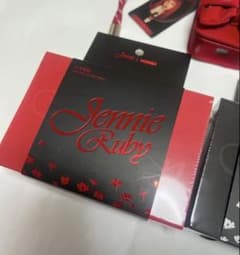 【最安値】Jennie Ruby MINISO コラボ フォトカードセットのサムネイル