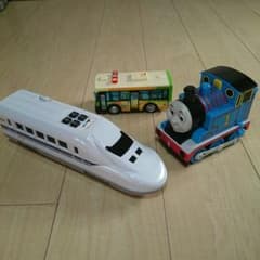電車好きなお子さまに☆ サウンド新幹線 あっちこっちトーマス サウンドバスのサムネイル
