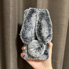 【新品】ウサギ　iPhone ケース 16 Pro Max　秋冬(グレー)のサムネイル