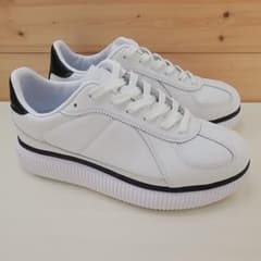 ⭐️専用⭐️オニツカタイガー デレシティ \"ホワイト/ブラック\" 23cm DELECITY / デレシティ（スニーカー）｜Onitsuka Tiger（オニツカ