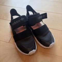 adidas キッズ サンダル ブラック 17cmのサムネイル