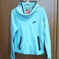 ナイキパーカーのサムネイル