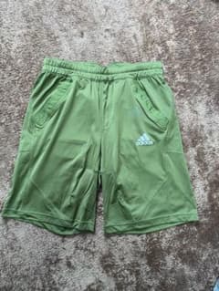 adidasハーフパンツのサムネイル