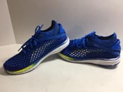 新品　PUMA ジュニア向け軽量ランニングシューズ　23cmのサムネイル