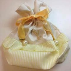 ほぼ新品☆アフタヌーンティー 巾着型ポーチのサムネイル
