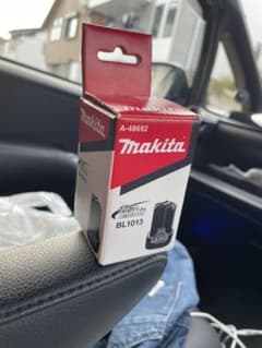 期間限定値下げ!!マキタ 10.8Ｖバッテリー 未使品のサムネイル