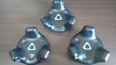 HTC Vive Tracker 3個セット内1つジャンクのサムネイル