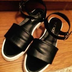レディースサンダル 値下げしますのサムネイル