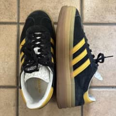 adidas GAZELLE スニーカーのサムネイル