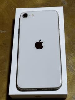 美品 iPhone se (第3世代)SIMフリー おまけ付きのサムネイル