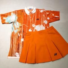 テニス　ユニホームのサムネイル