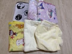敷きパッド 子供用　アンパンマン ミッキー　マイメロのサムネイル