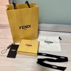 FENDI フェンディ  空箱のサムネイル