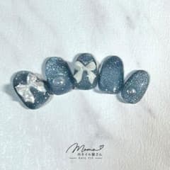 ブルーグレー♡リボン＆パール きらきらネイルチップのサムネイル