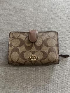COACH 二つ折り財布 シグネチャー ブラウンのサムネイル