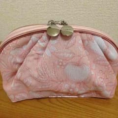 ★なお様専用★化粧ポーチのサムネイル