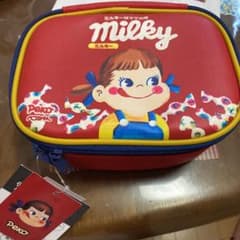 ペコちゃんの　ミラー付き　バニティバッグ　化粧ポーチのサムネイル