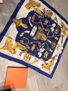 HERMES カレ90 ETRIERS スカーフ ブルーのサムネイル