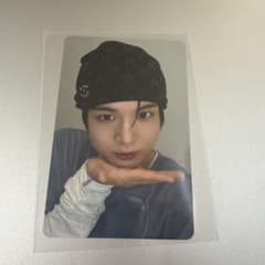 KO1KEYZ 柳谷伊冴 封入トレカ 初回Aのサムネイル