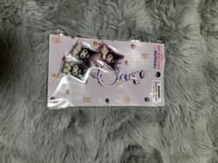 新品未使用 ネットフリックス サンリオ クロミ マイメロ アクリルキーホルダーのサムネイル