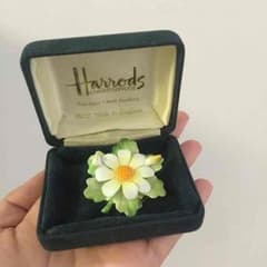 Harrods ブローチのサムネイル
