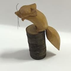 北海道木彫り キツネ置物 - メルカリ