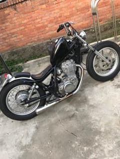 sr400  chopper カスタムのサムネイル